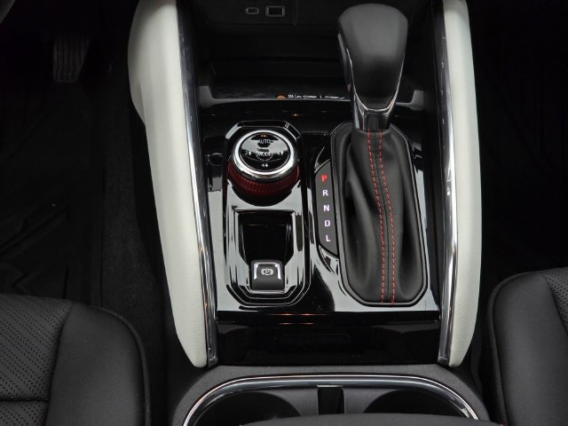 2026 GMC Canyon AT4X - Photo 14
