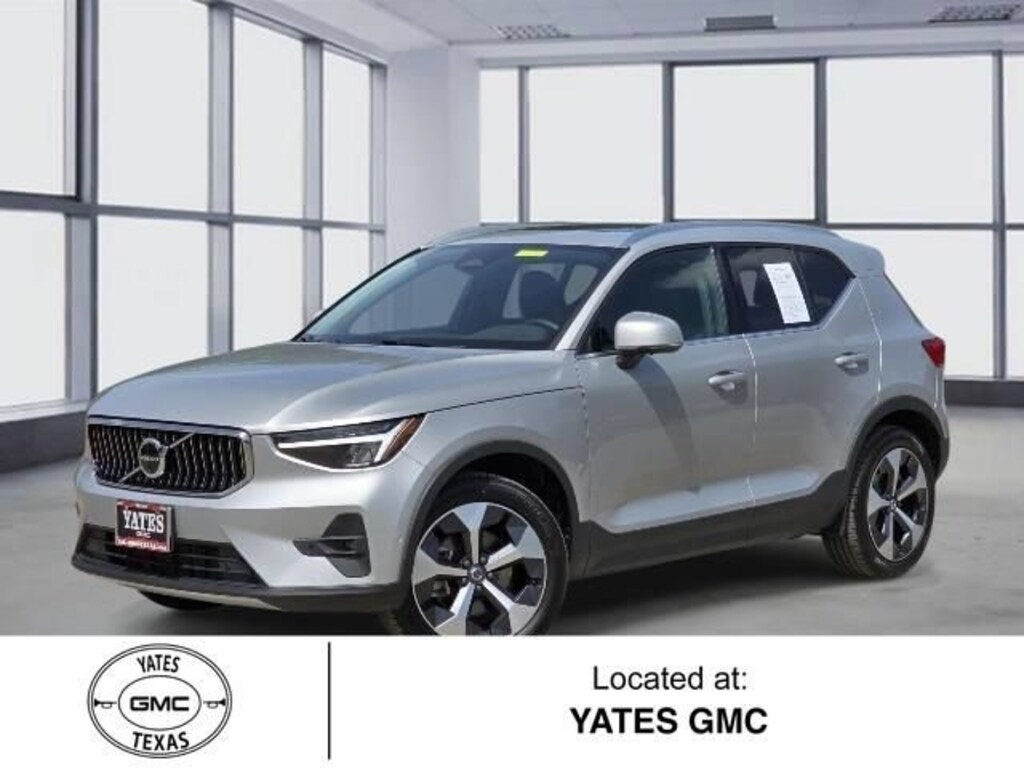 Used 2025 Volvo XC40 Plus Bright Theme