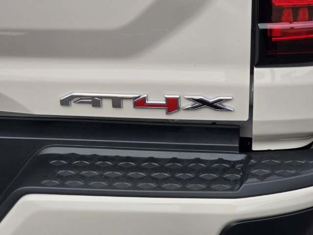 2026 GMC Canyon AT4X - Photo 6