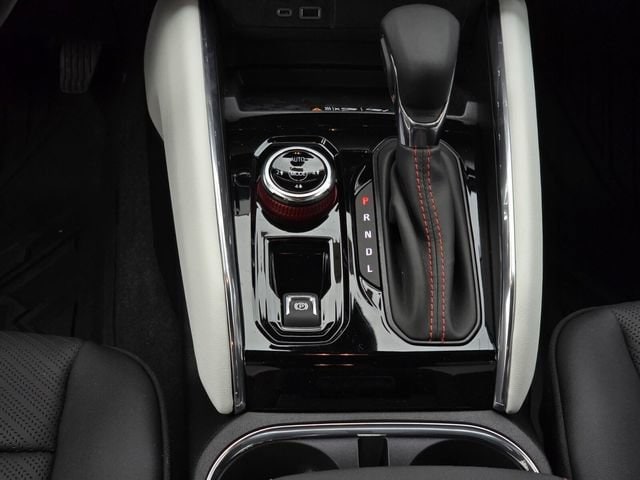 2026 GMC Canyon AT4X - Photo 14