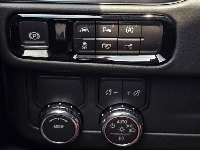 2026 GMC Yukon Elevation - Photo 27