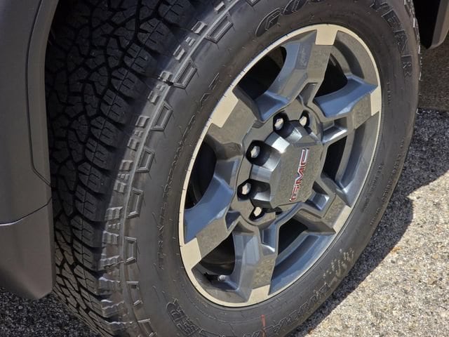 2026 GMC Sierra 2500HD SLT - Photo 11