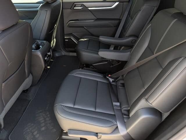 2026 GMC Acadia Elevation - Photo 18