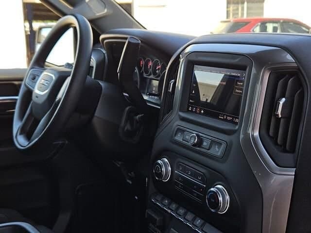 2026 GMC Sierra 1500 Pro - Photo 8