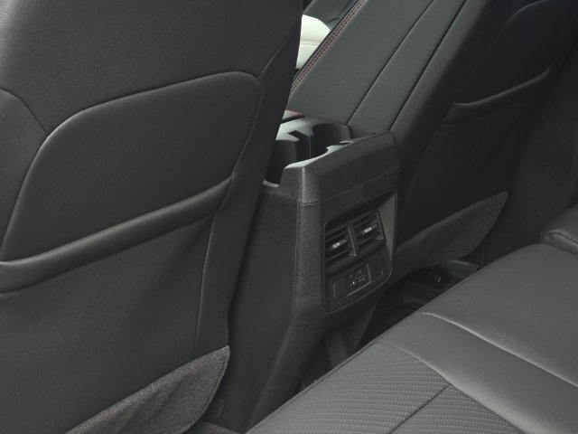 2026 GMC Canyon AT4X - Photo 24