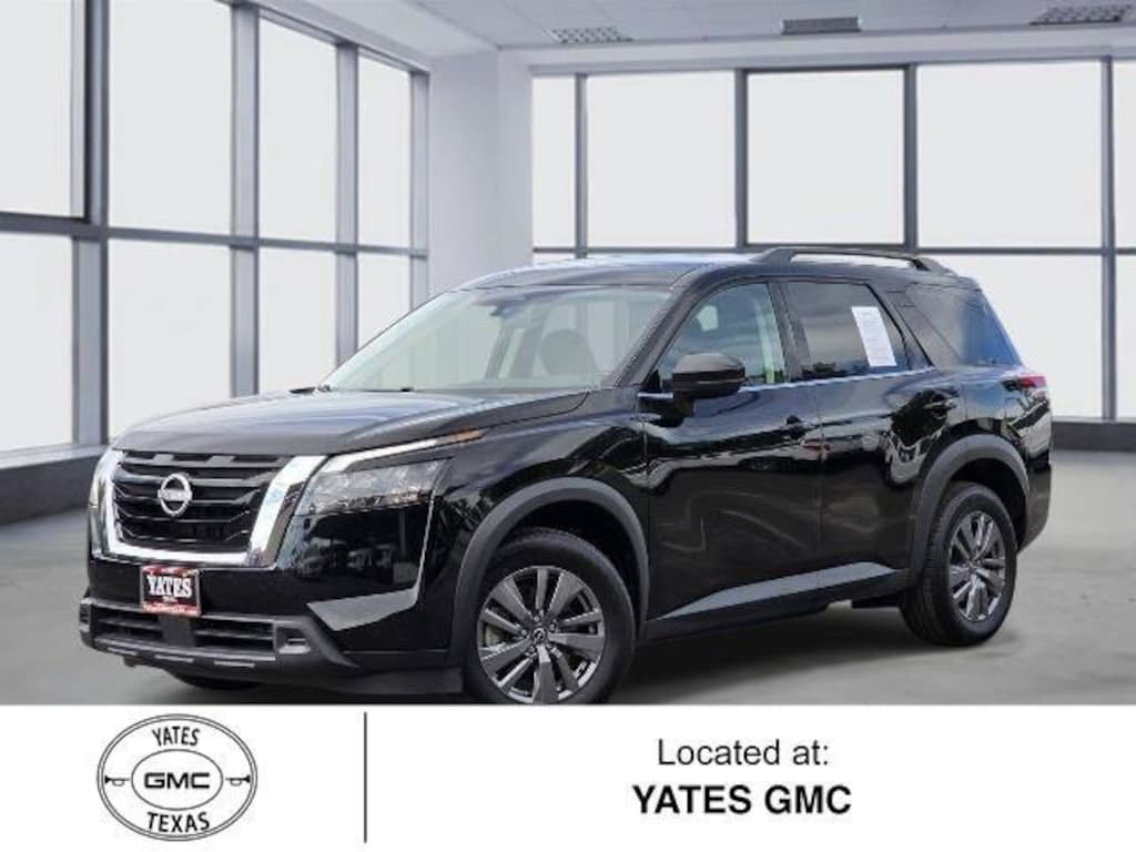 Used 2024 Nissan Pathfinder SV