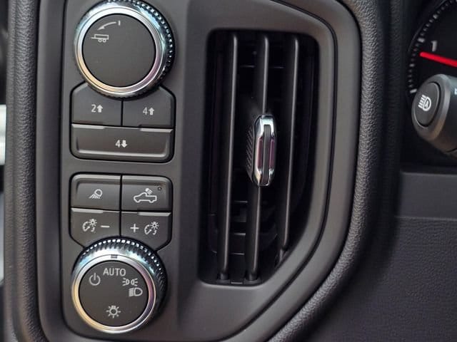 2026 GMC Sierra 2500HD Pro - Photo 27