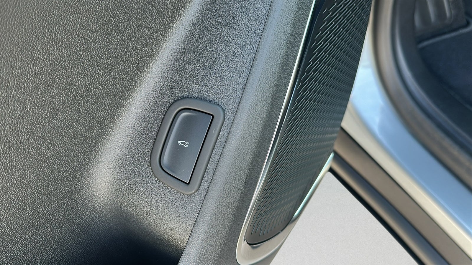 2026 GMC Acadia Elevation - Photo 15