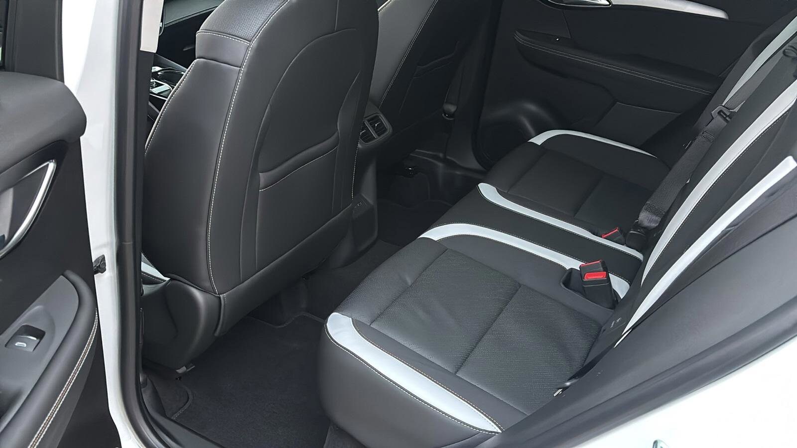 2026 Buick Envision Sport Touring - Photo 27
