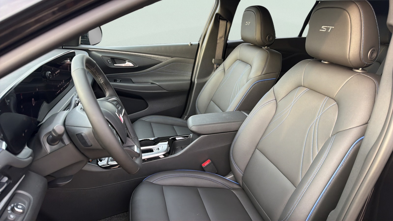 2026 Buick Envista Sport Touring - Photo 12