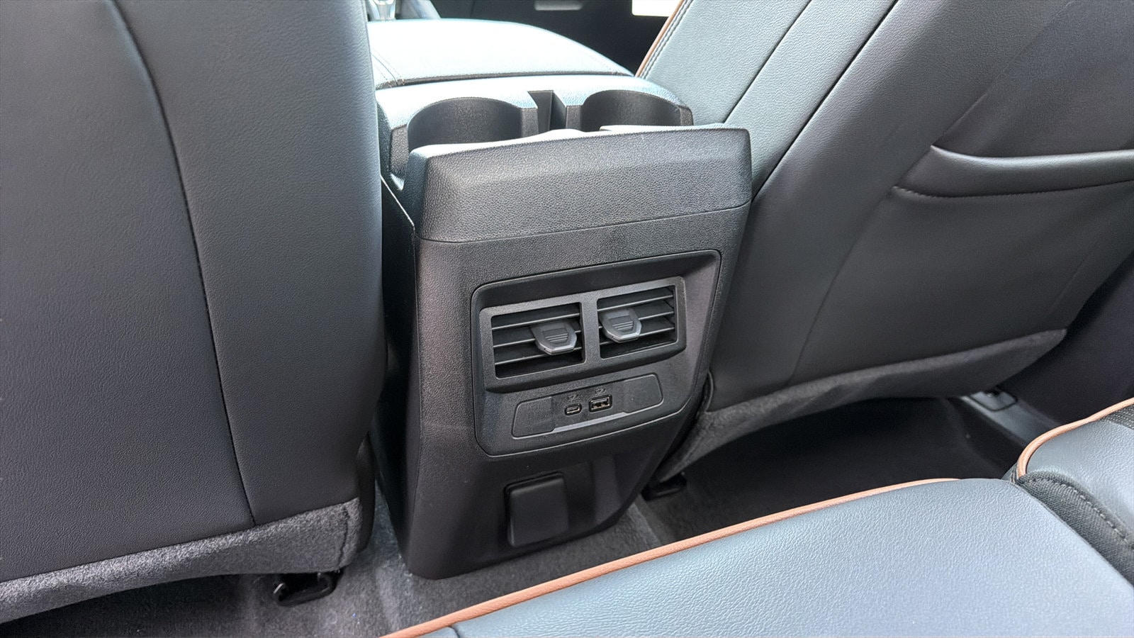 2026 GMC Canyon AT4 - Photo 25