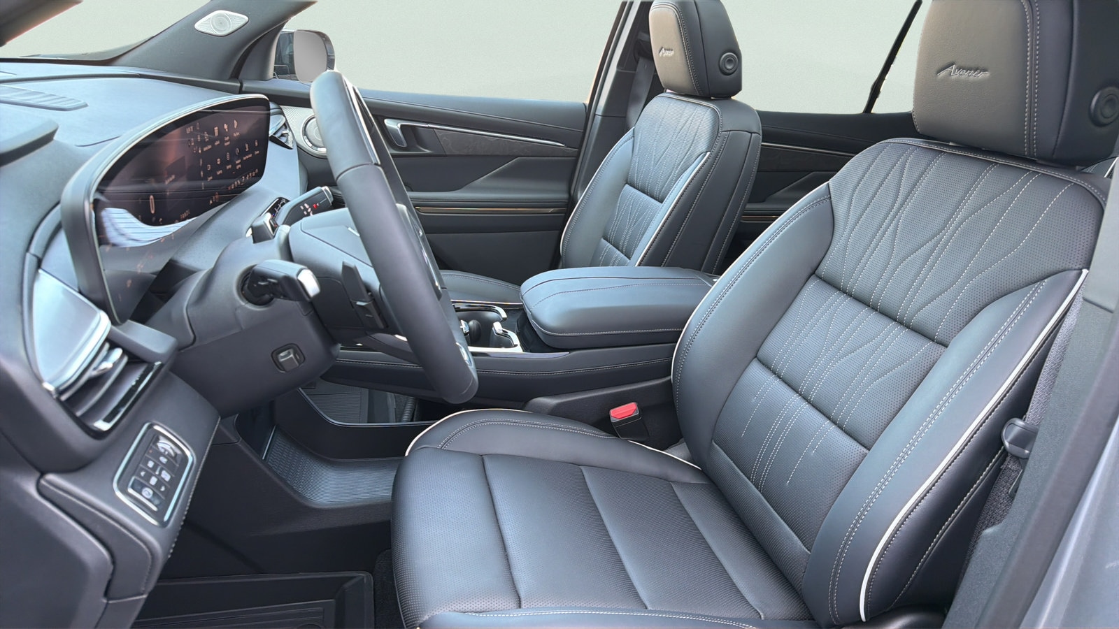 2026 Buick Enclave Avenir - Photo 12