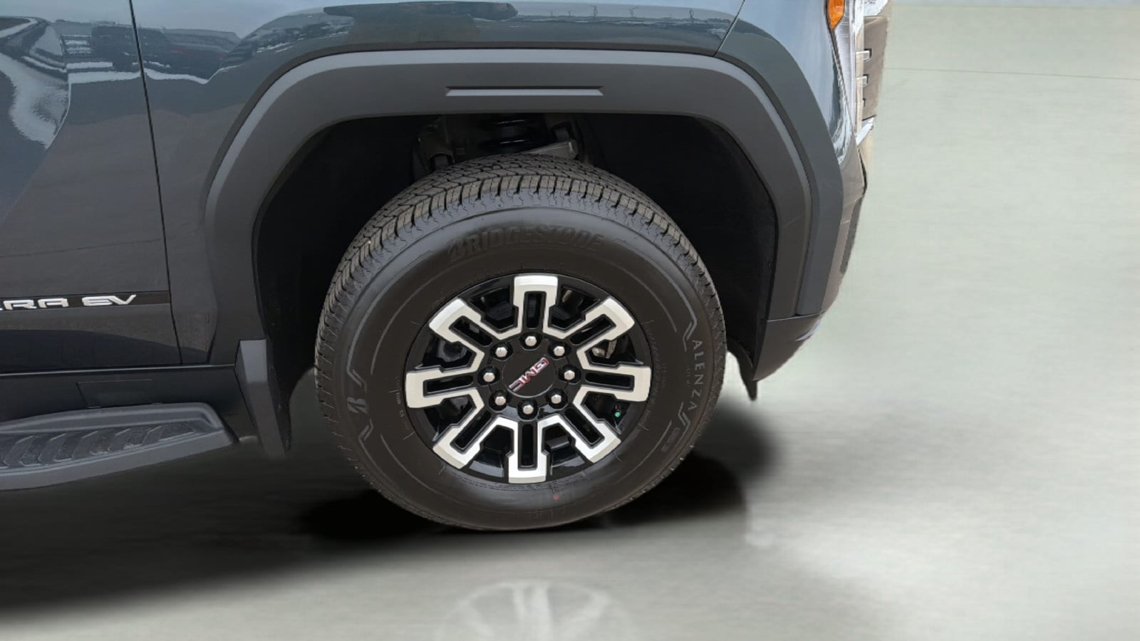 2026 GMC Sierra EV Elevation - Photo 15
