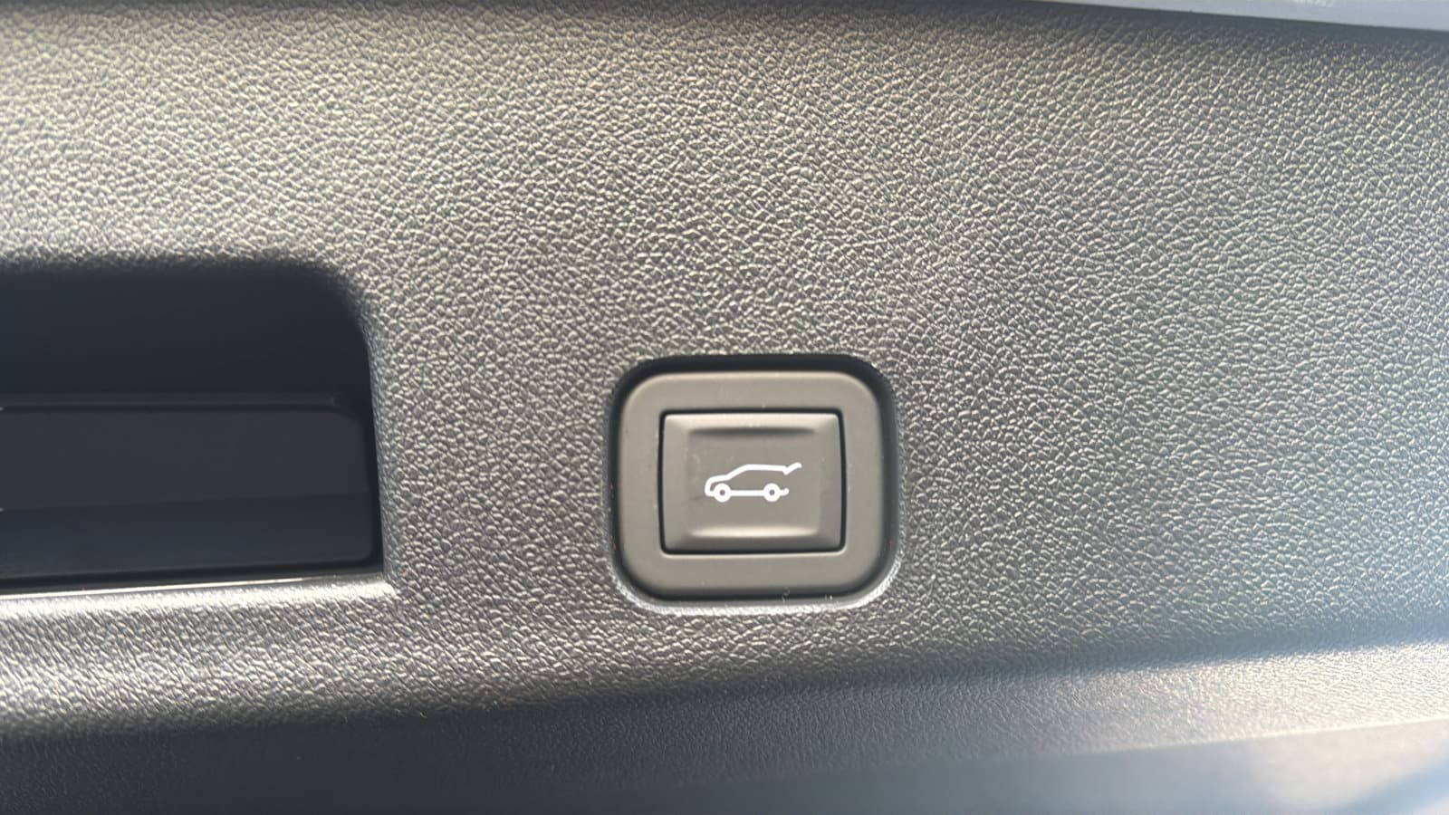 2026 GMC Acadia Elevation - Photo 28