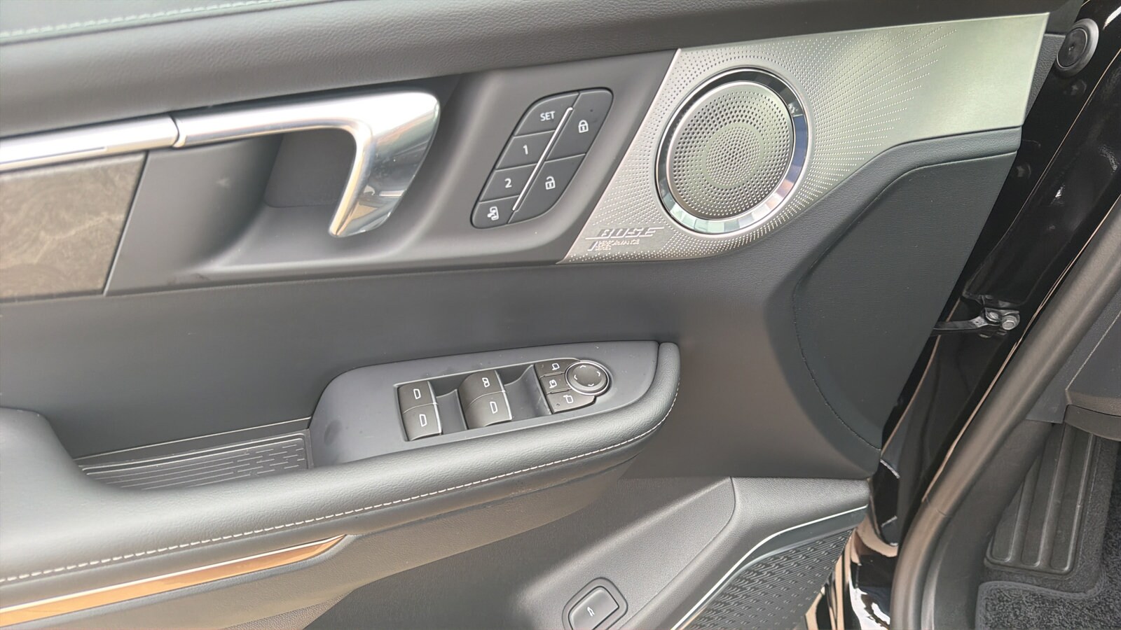 2026 Buick Enclave Avenir - Photo 23