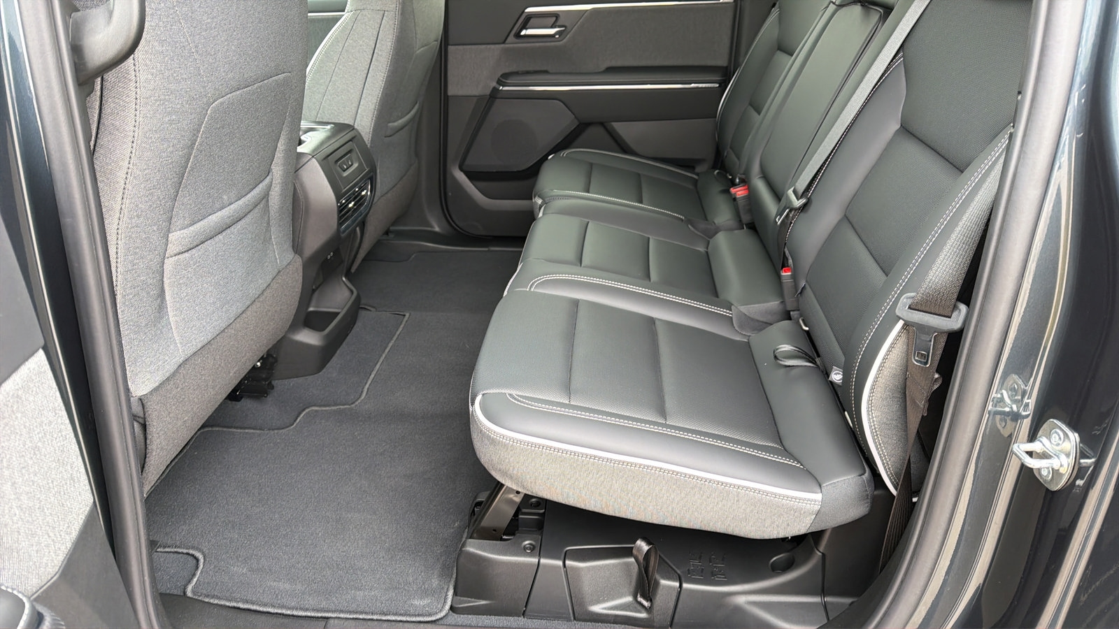 2026 GMC Sierra EV Elevation - Photo 25