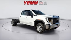 2026 GMC Sierra 3500 HD Chassis Cab Pro Truck