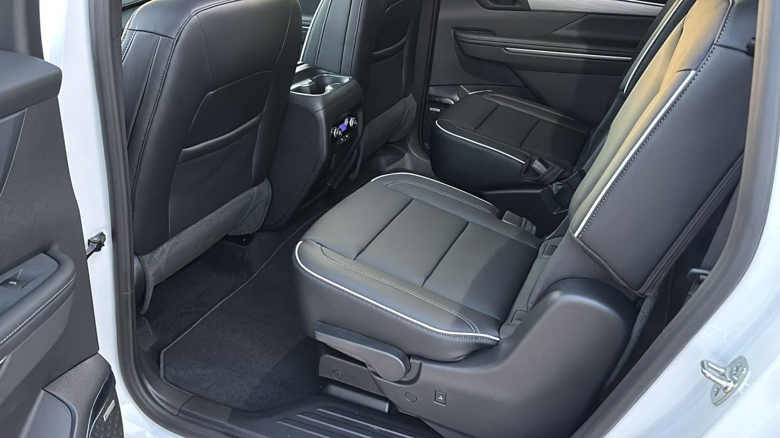 2026 Buick Enclave Preferred - Photo 28