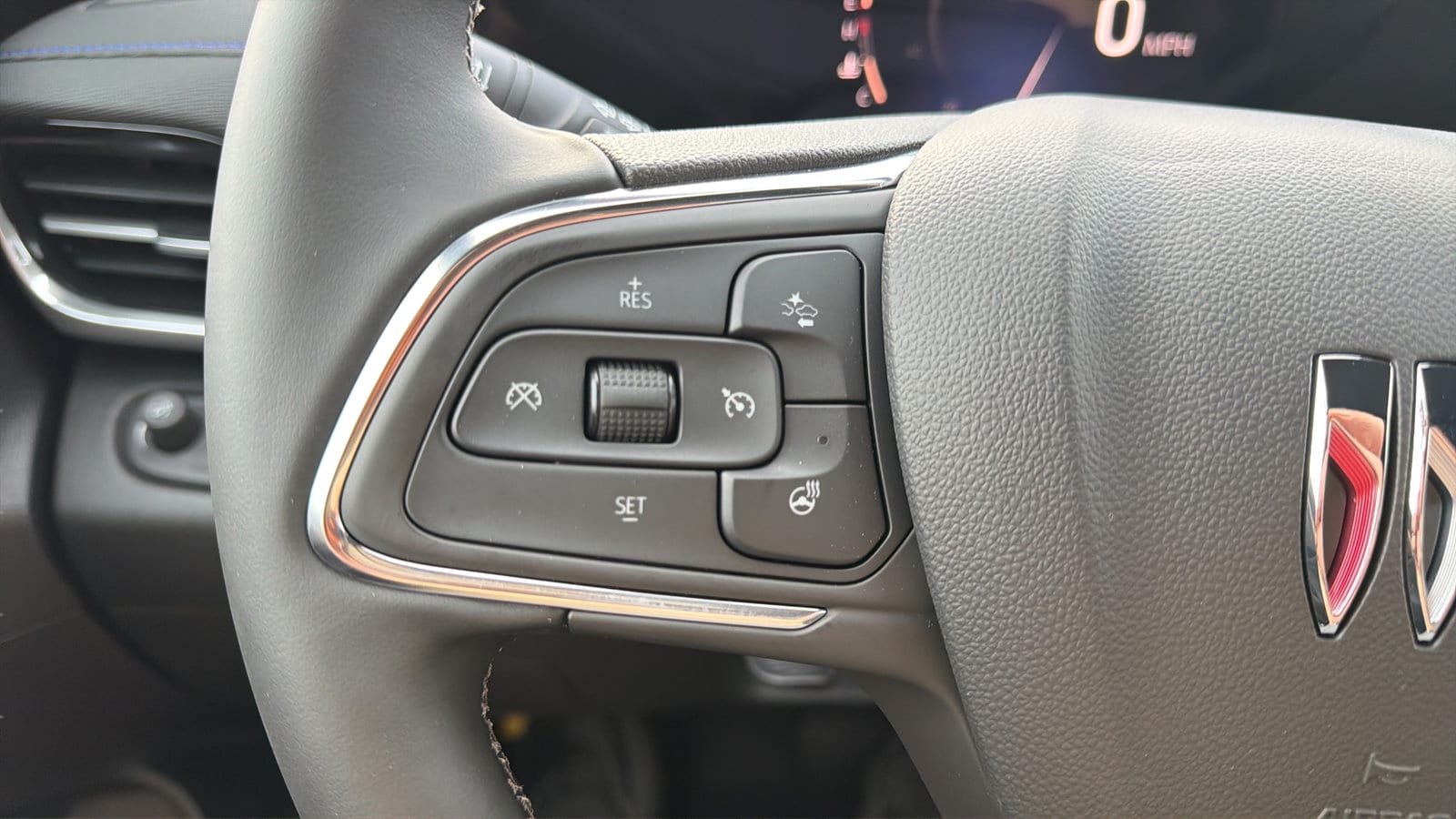 2026 Buick Envista Sport Touring - Photo 18