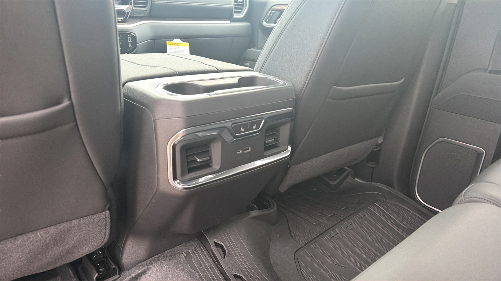 2026 GMC Sierra 1500 SLT - Photo 27