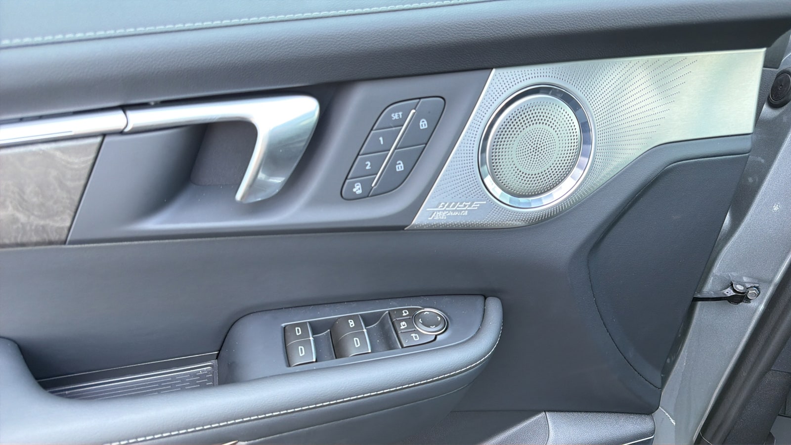 2026 Buick Enclave Avenir - Photo 23