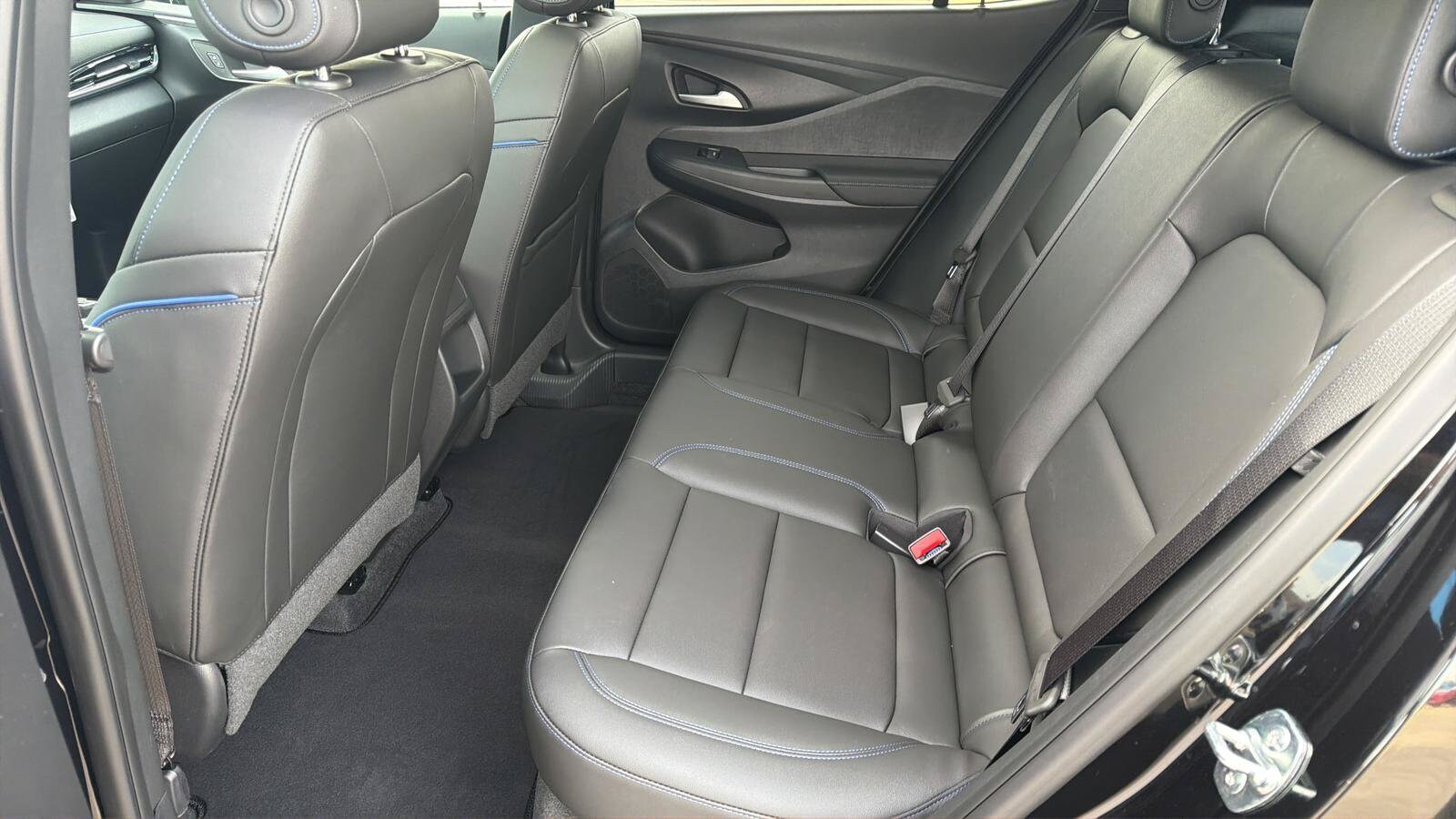 2026 Buick Envista Sport Touring - Photo 25