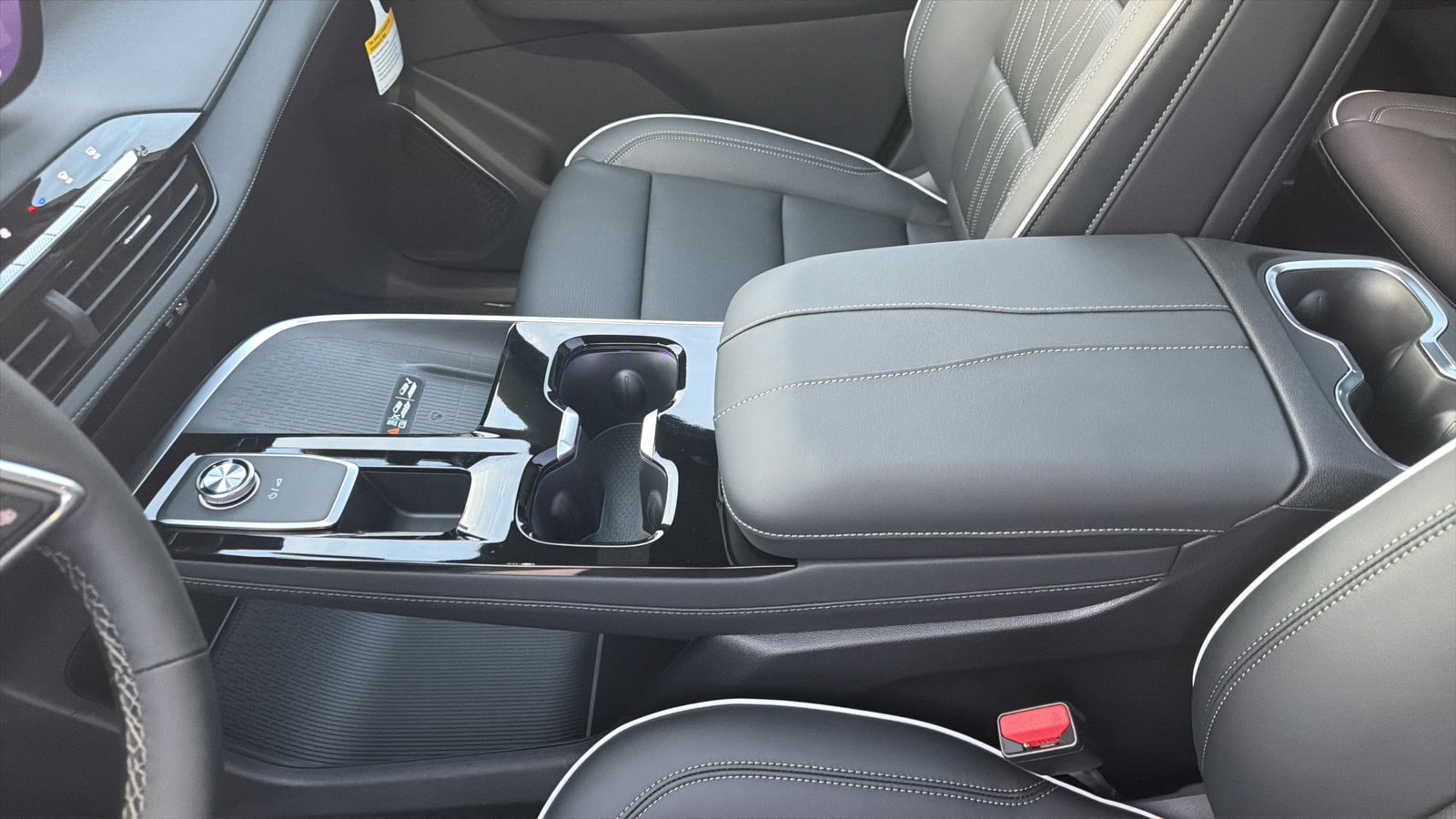 2027 Buick Enclave Avenir - Photo 21
