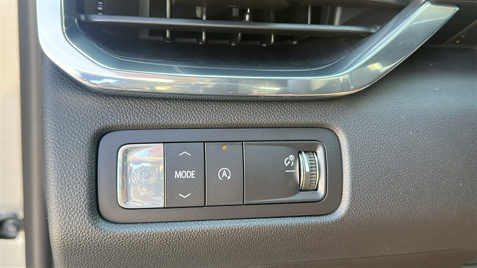 2026 GMC Acadia Elevation - Photo 22