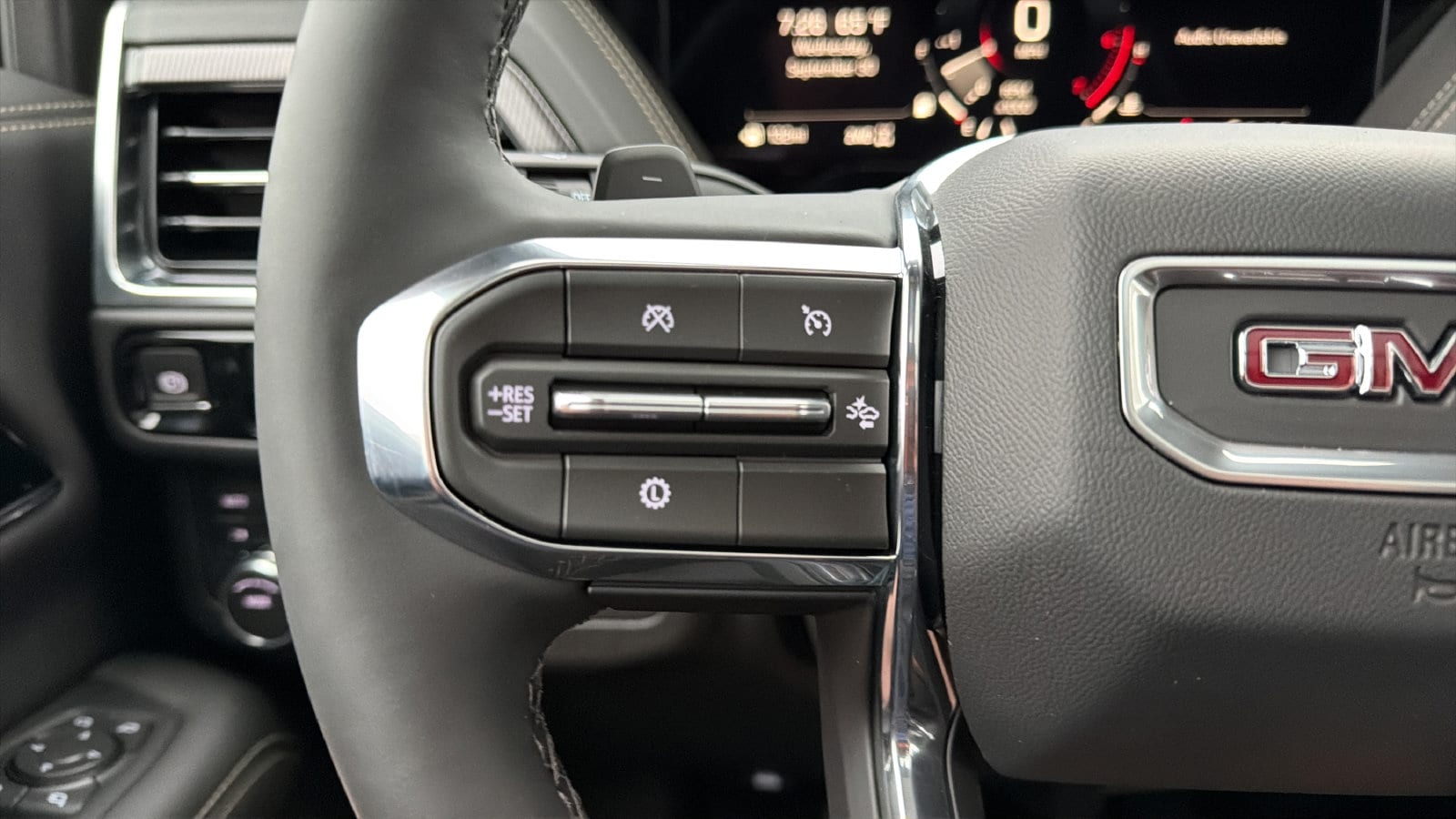 2026 GMC Yukon Elevation - Photo 18
