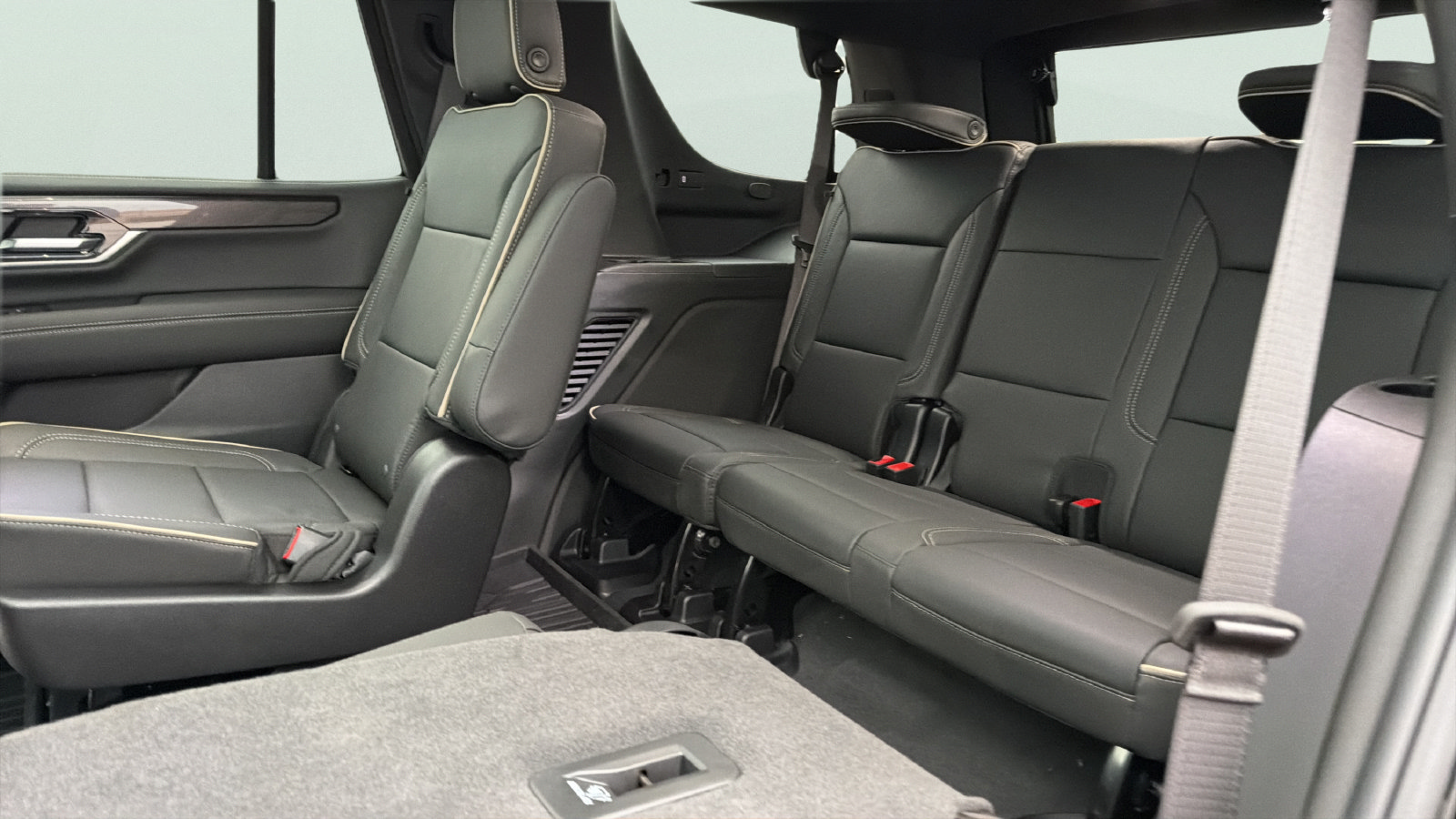 2026 GMC Yukon Elevation - Photo 27