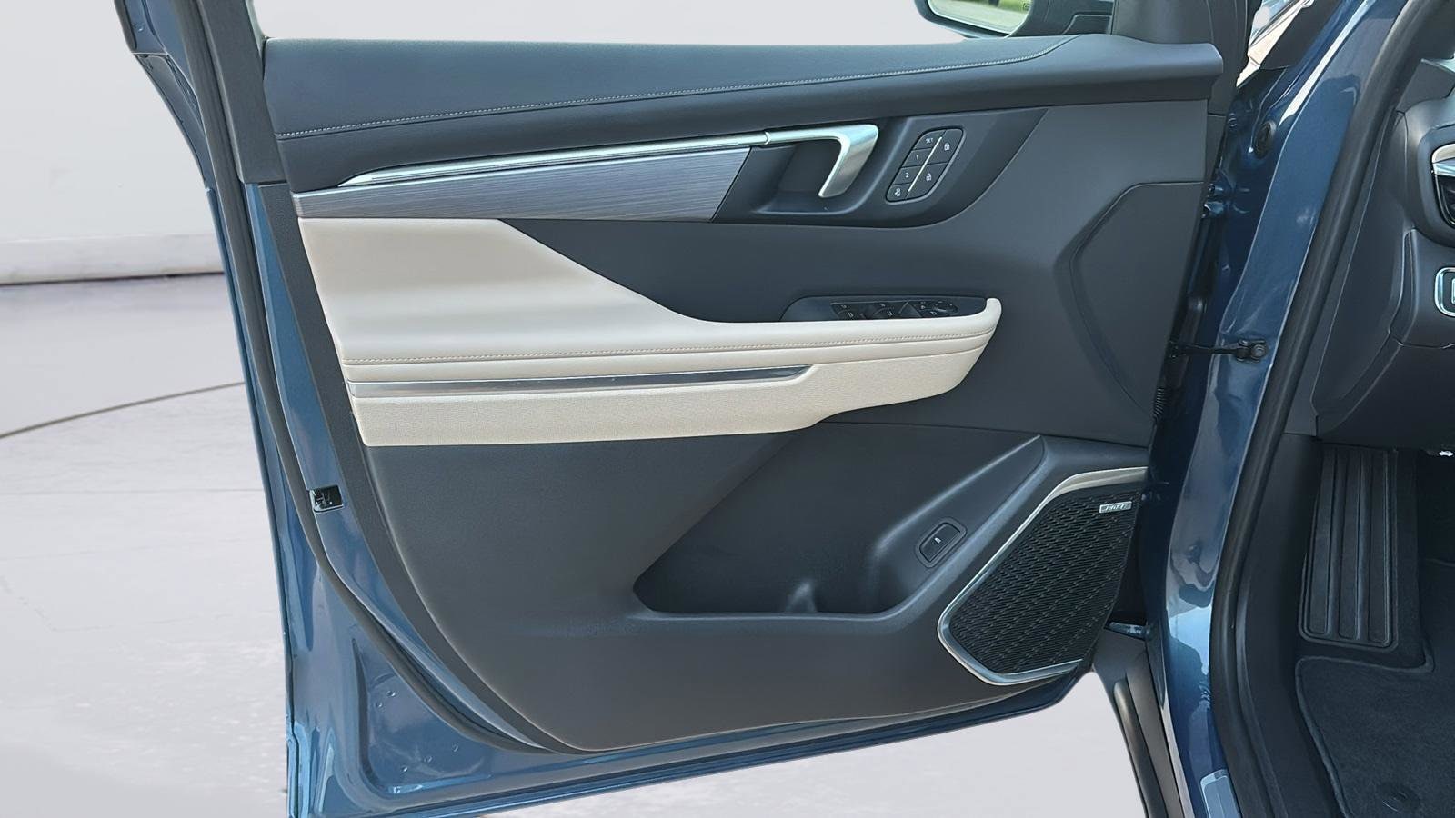 2026 Buick Enclave Preferred - Photo 24