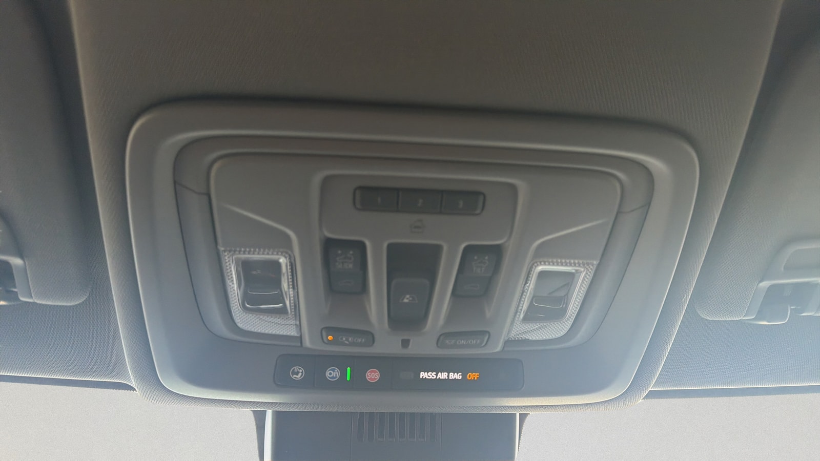 2026 GMC Sierra 1500 SLT - Photo 21