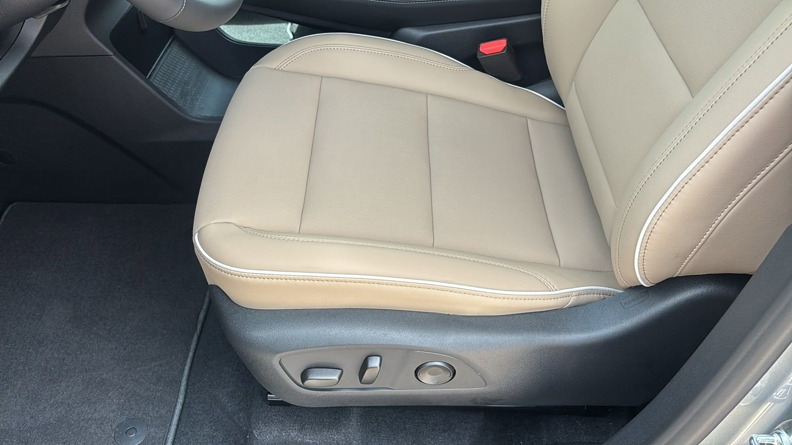 2026 Buick Enclave Preferred - Photo 25