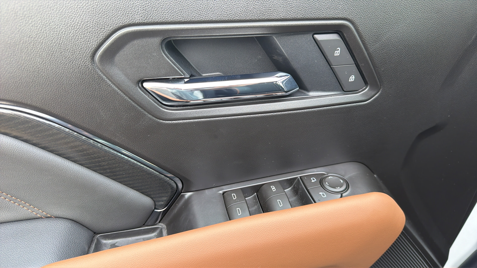 2026 GMC Canyon AT4 - Photo 23