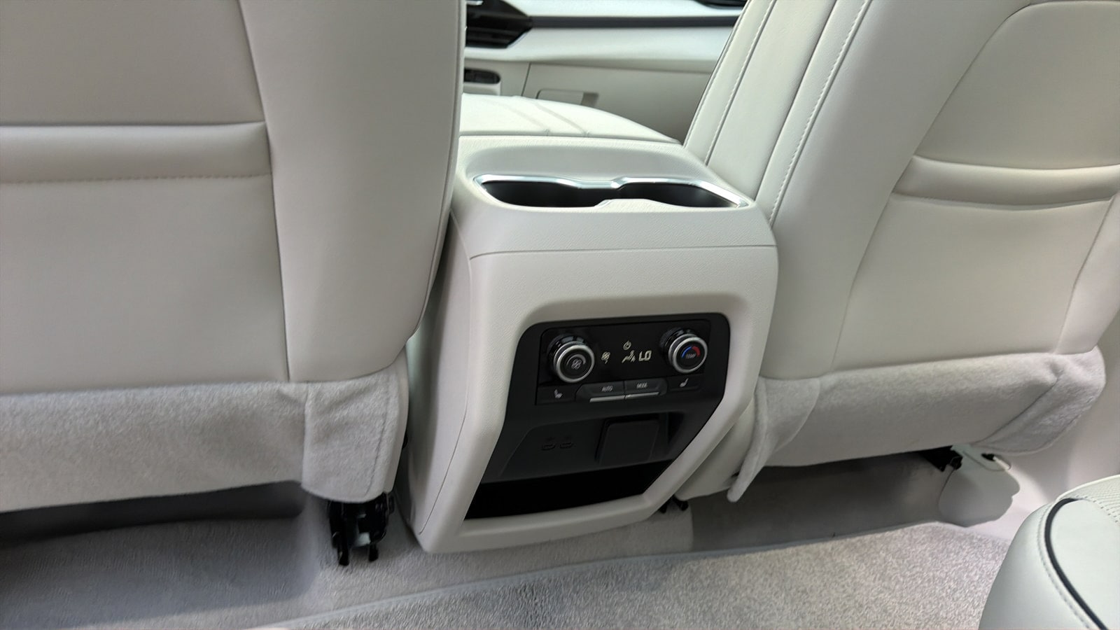 2027 Buick Enclave Avenir - Photo 26