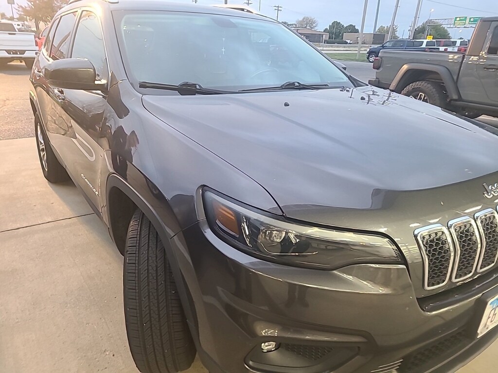 Used 2019 Jeep Cherokee Latitude Plus SUV