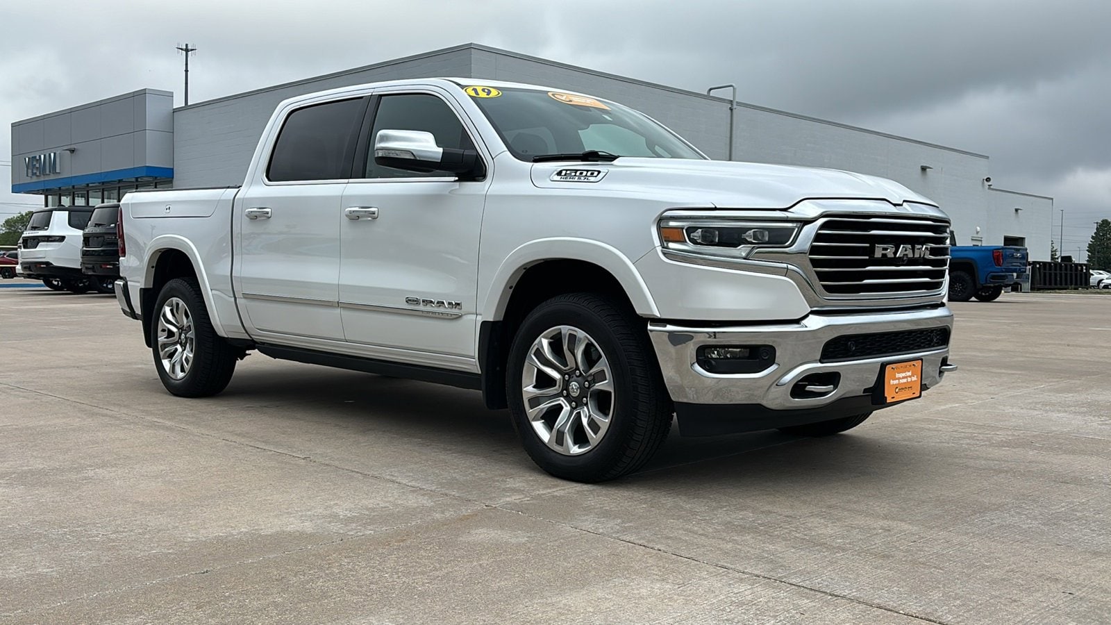 Used 2019 RAM Ram 1500 Pickup Longhorn with VIN 1C6SRFKT3KN638829 for sale in Galesburg, IL