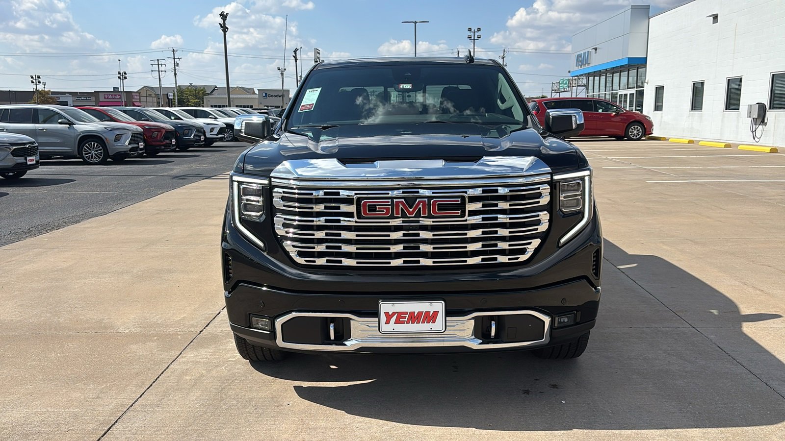 2026 Gmc Sierra 1500 Denali photo 2