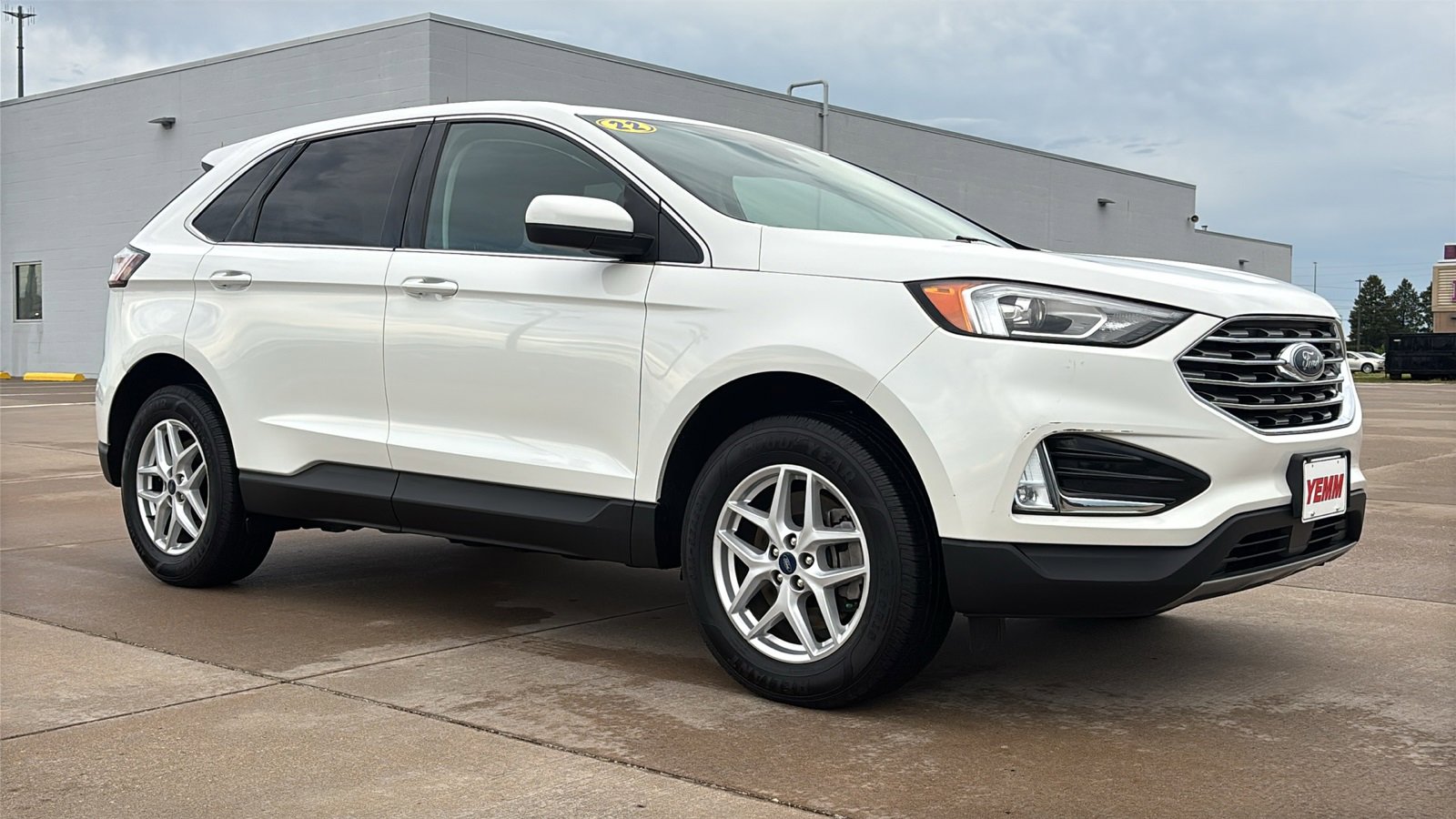 2022 Ford Edge SEL's photo