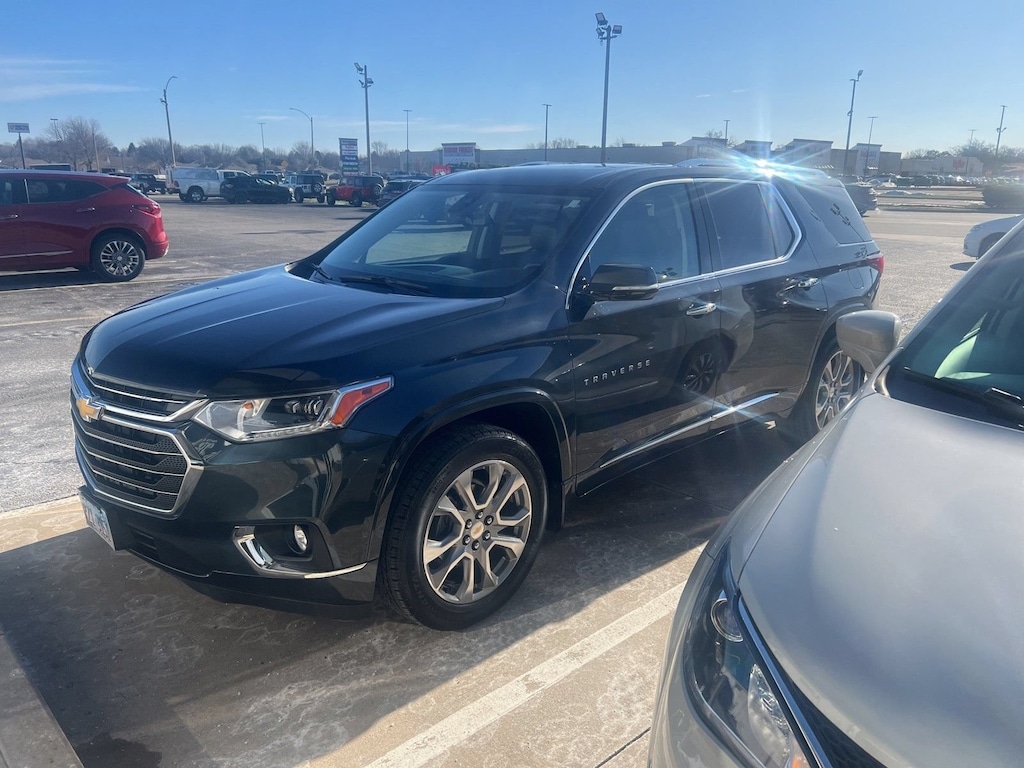 Used 2019 Chevrolet Traverse Premier SUV