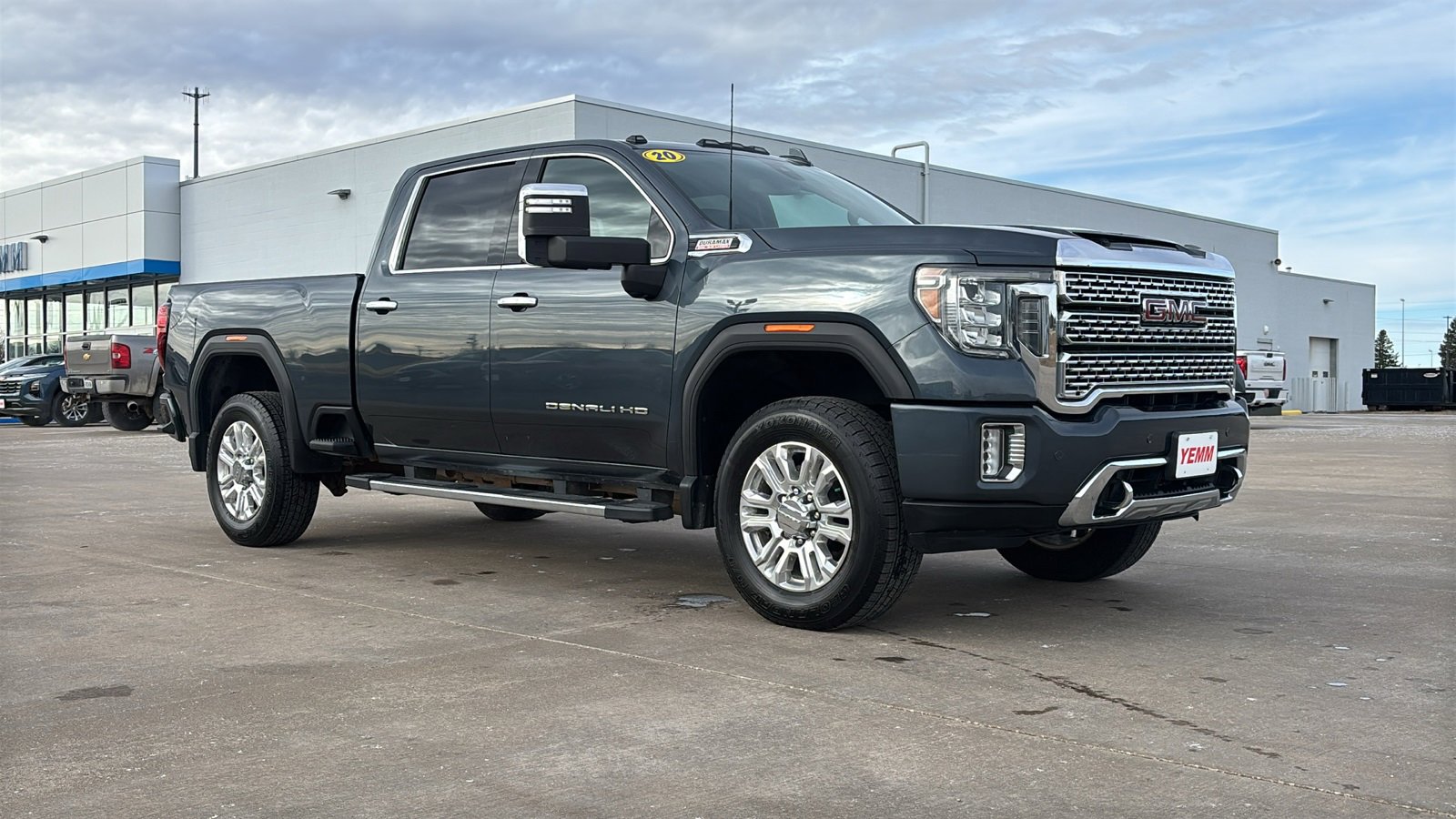 Used 2020 GMC Sierra 2500 Denali HD Denali with VIN 1GT49REY8LF141734 for sale in Galesburg, IL