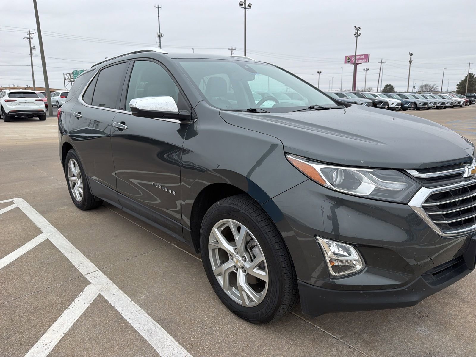 Used 2018 Chevrolet Equinox Premier with VIN 3GNAXVEV3JS591282 for sale in Galesburg, IL