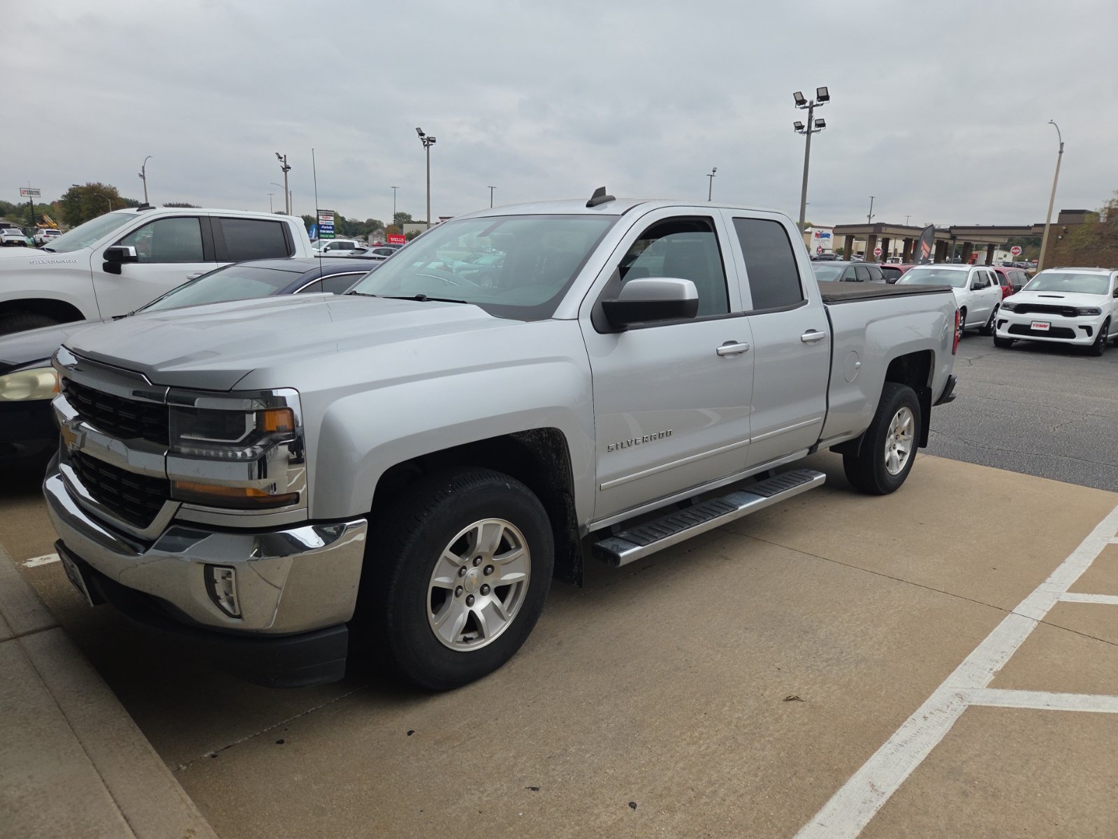 Used 2018 Chevrolet Silverado 1500 LT Truck Double Cab