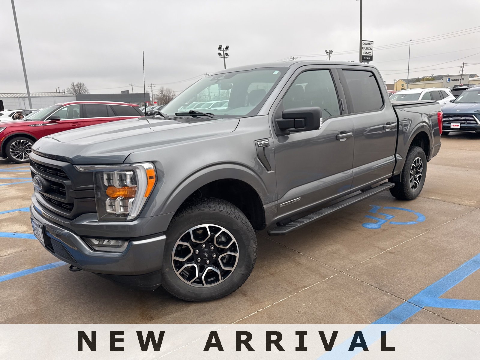 2023 Ford F-150 XLT's photo