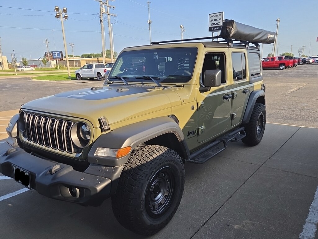 Used 2025 Jeep Wrangler Sport SUV