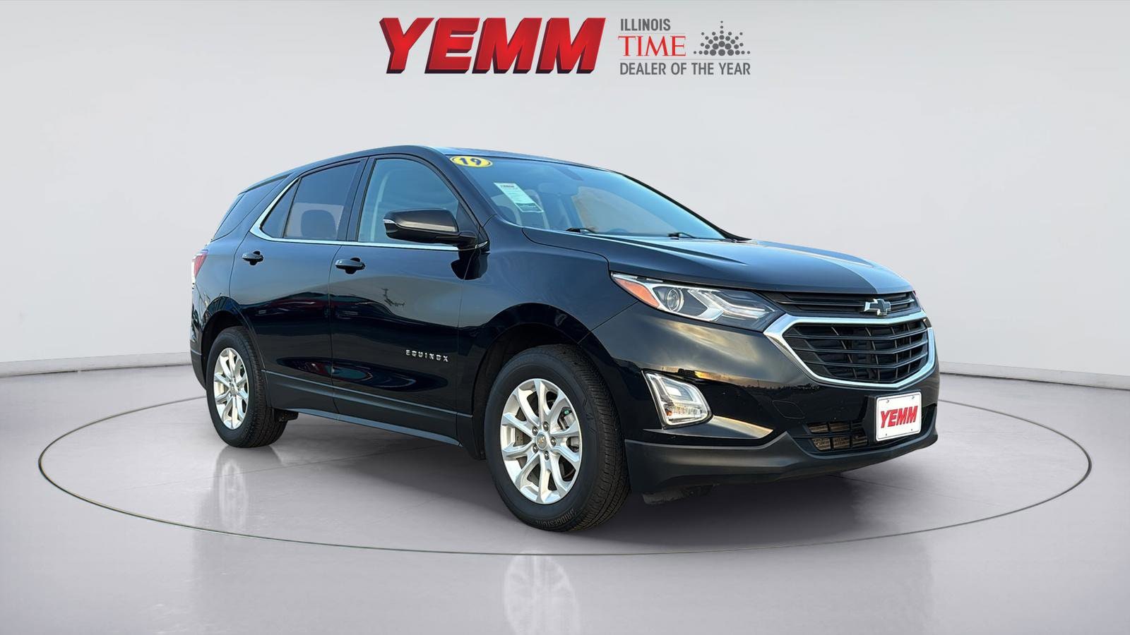 Used 2019 Chevrolet Equinox LT with VIN 2GNAXKEV1K6290220 for sale in Galesburg, IL