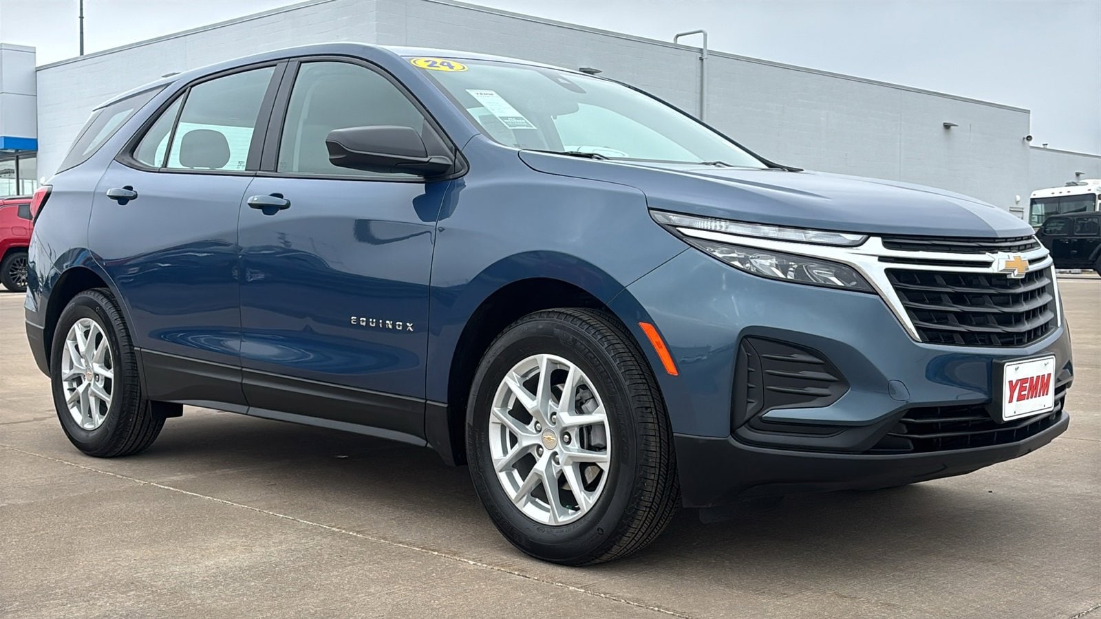 2024 Chevrolet Equinox LS