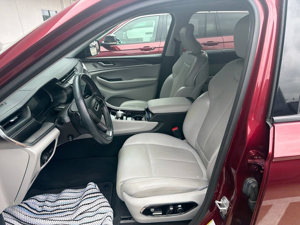Used 2021 Jeep Grand Cherokee L Overland SUV