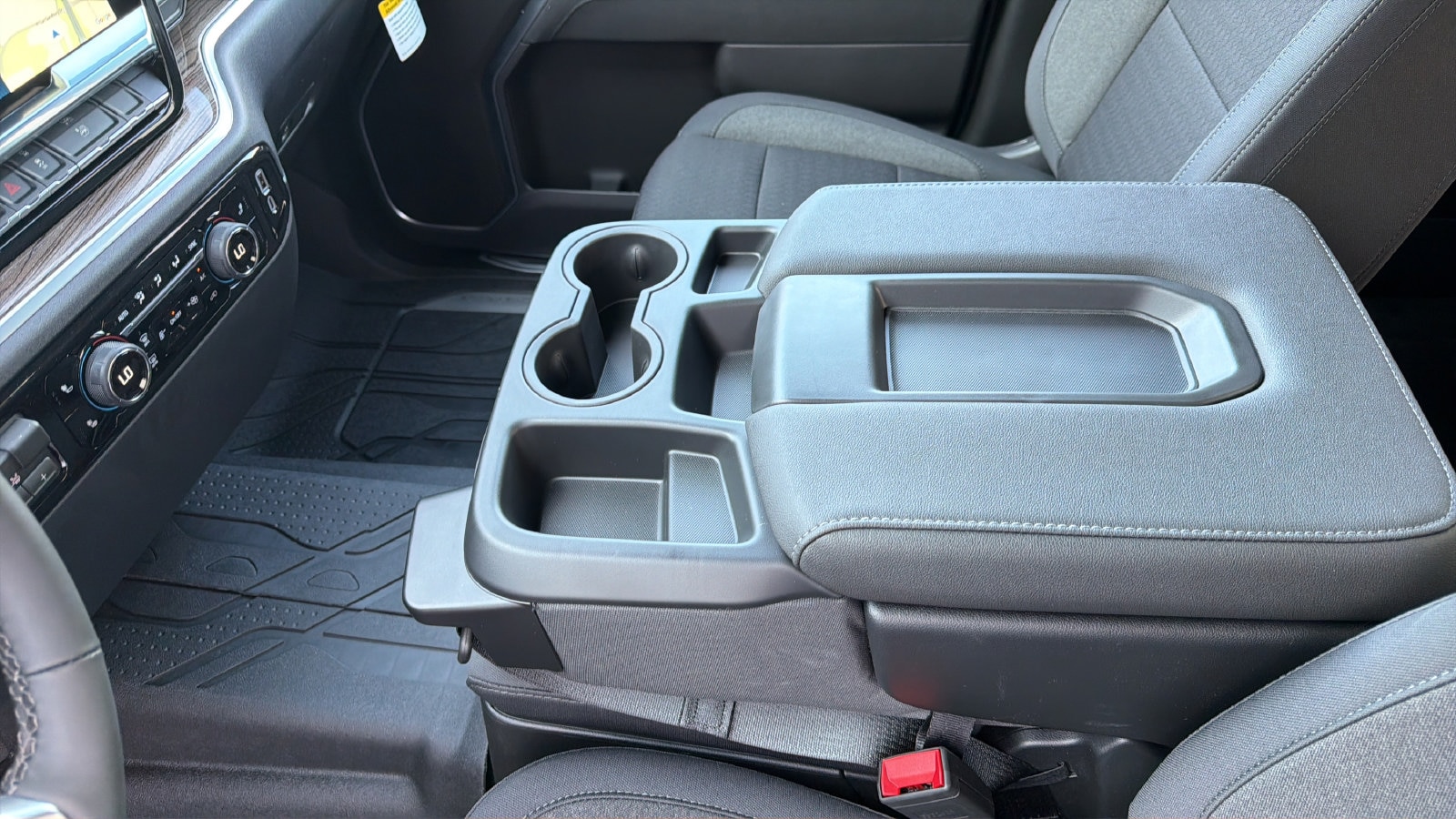 2026 Chevrolet Silverado 1500 RST - Photo 19