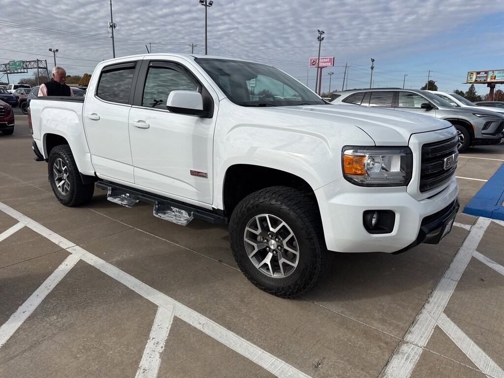 Used 2019 GMC Canyon 4WD All Terrain w/Cloth Truck Crew Cab